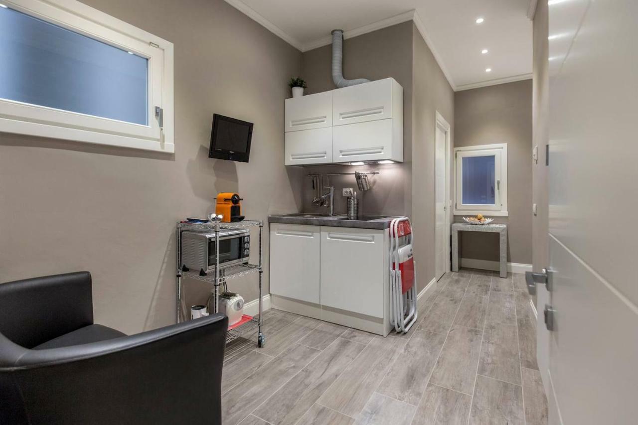 Bell Tower Studio Apartment Florenz Exterior foto