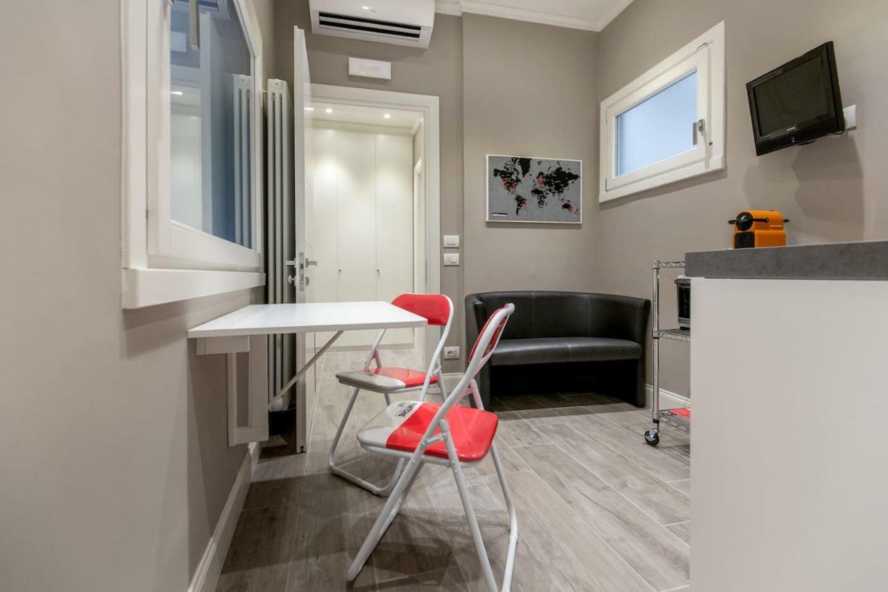 Bell Tower Studio Apartment Florenz Exterior foto