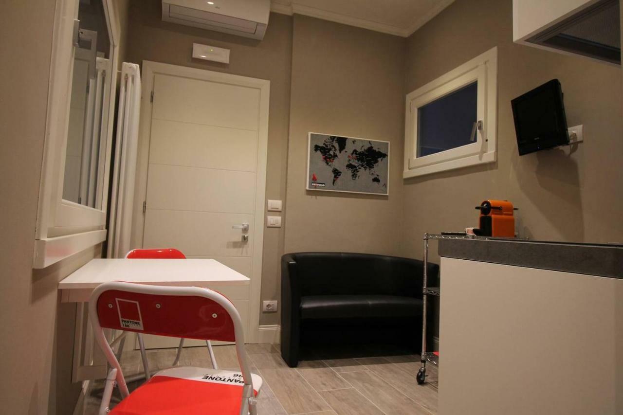 Bell Tower Studio Apartment Florenz Exterior foto