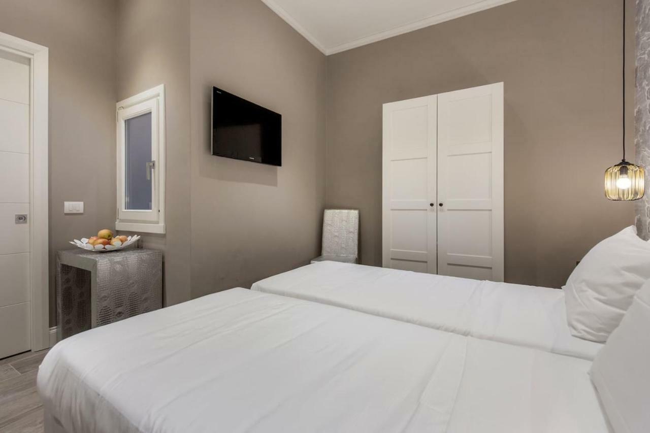 Bell Tower Studio Apartment Florenz Exterior foto