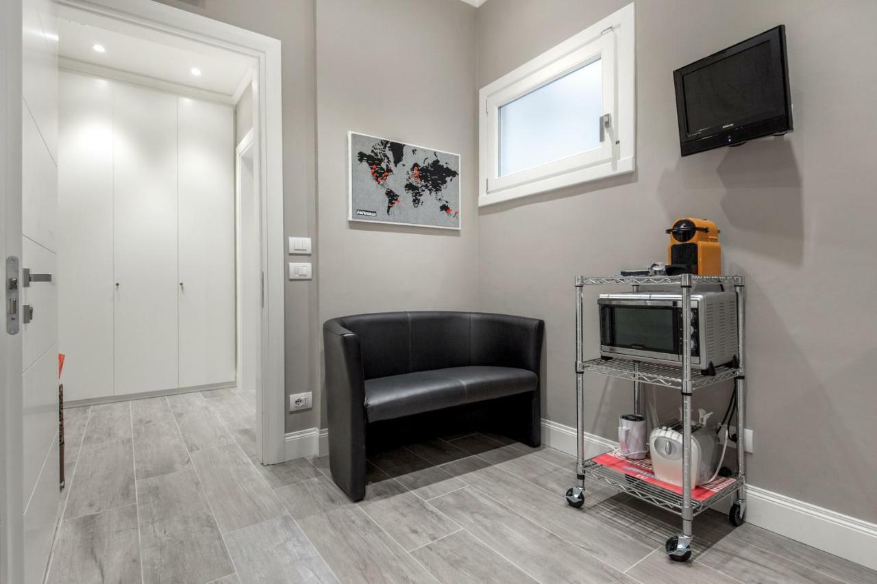 Bell Tower Studio Apartment Florenz Exterior foto